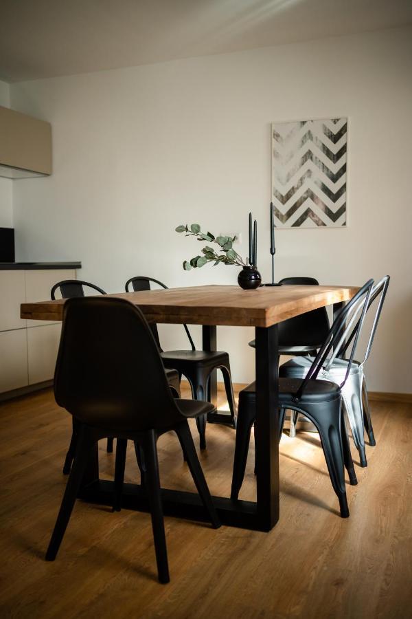 Oldtown Studio Apartment With 2 Bathrooms Dusseldorf Luaran gambar