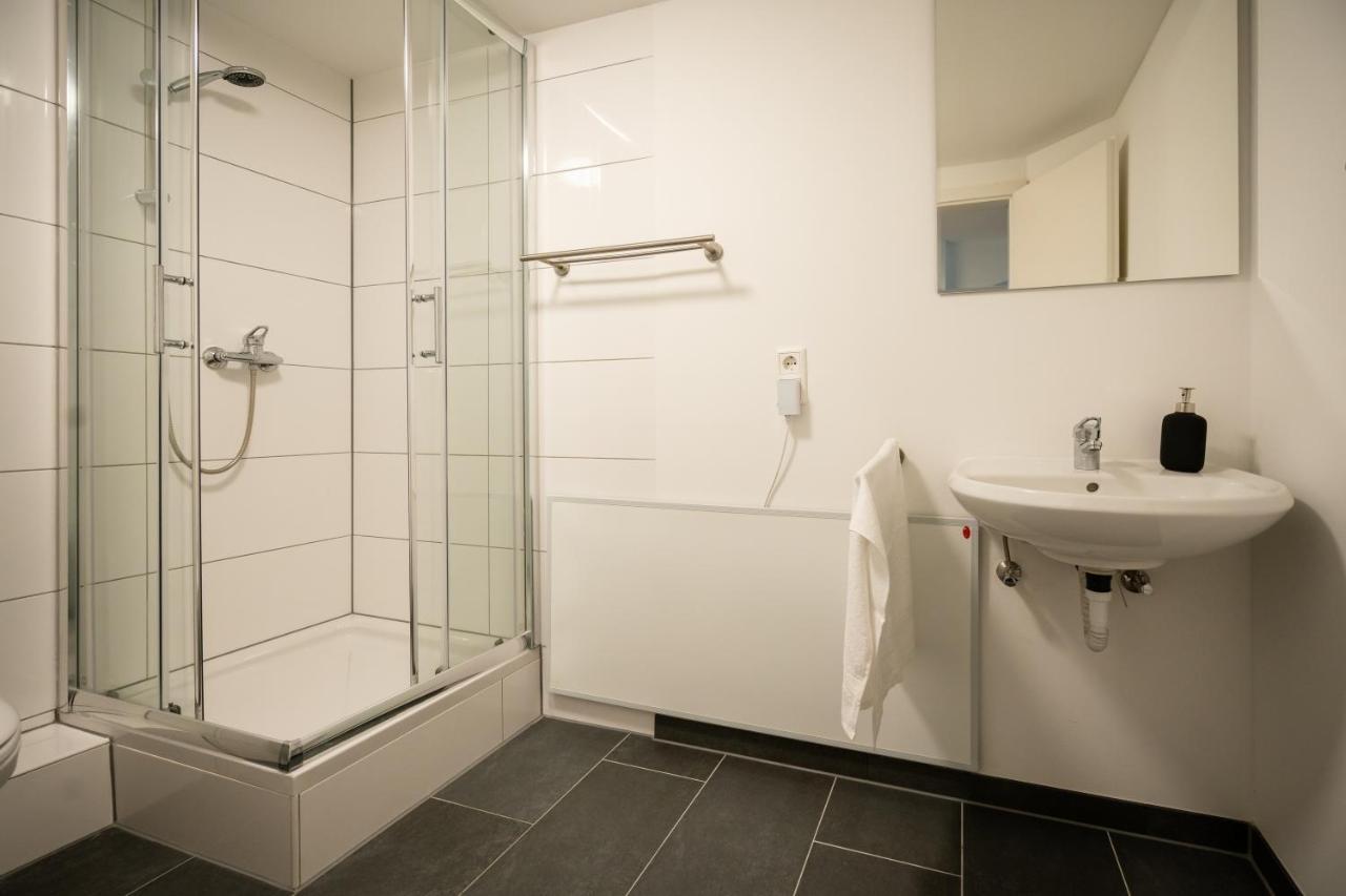 Oldtown Studio Apartment With 2 Bathrooms Dusseldorf Luaran gambar