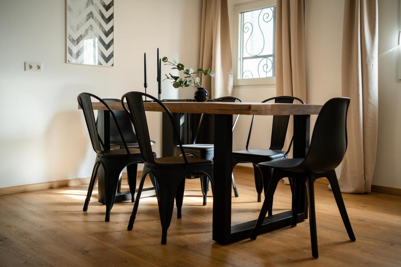 Oldtown Studio Apartment With 2 Bathrooms Dusseldorf Luaran gambar