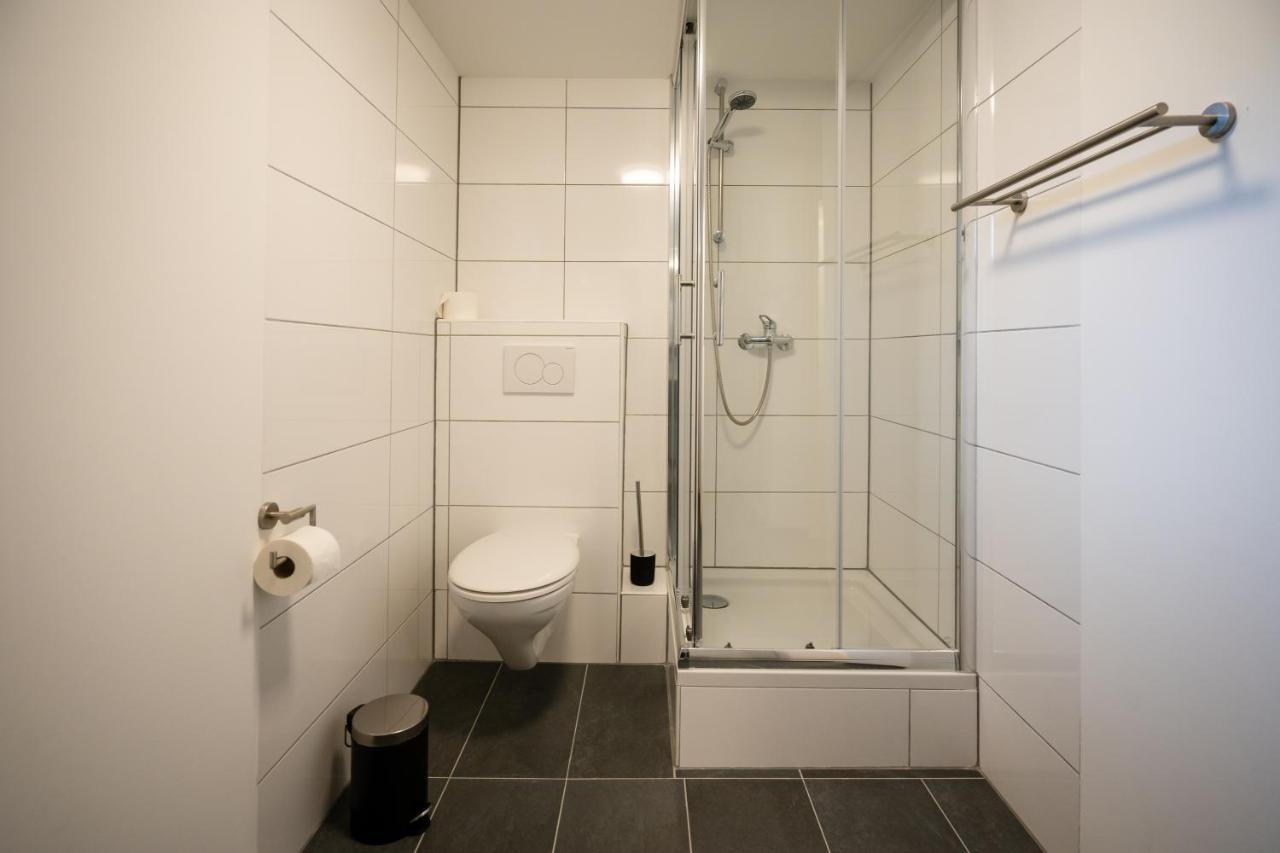 Oldtown Studio Apartment With 2 Bathrooms Dusseldorf Luaran gambar